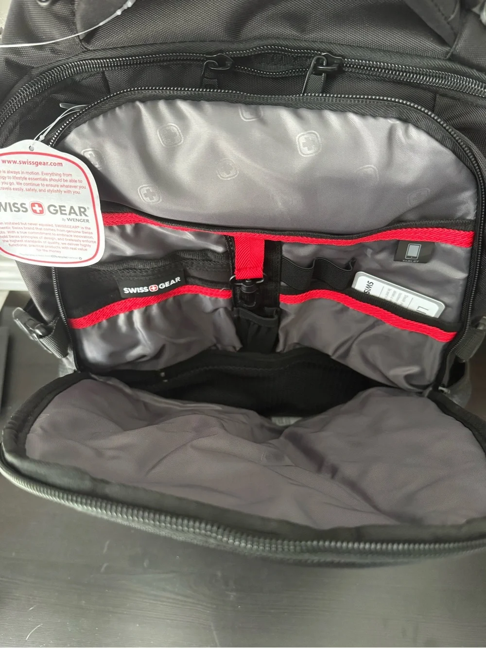 SwissGear comfort over point